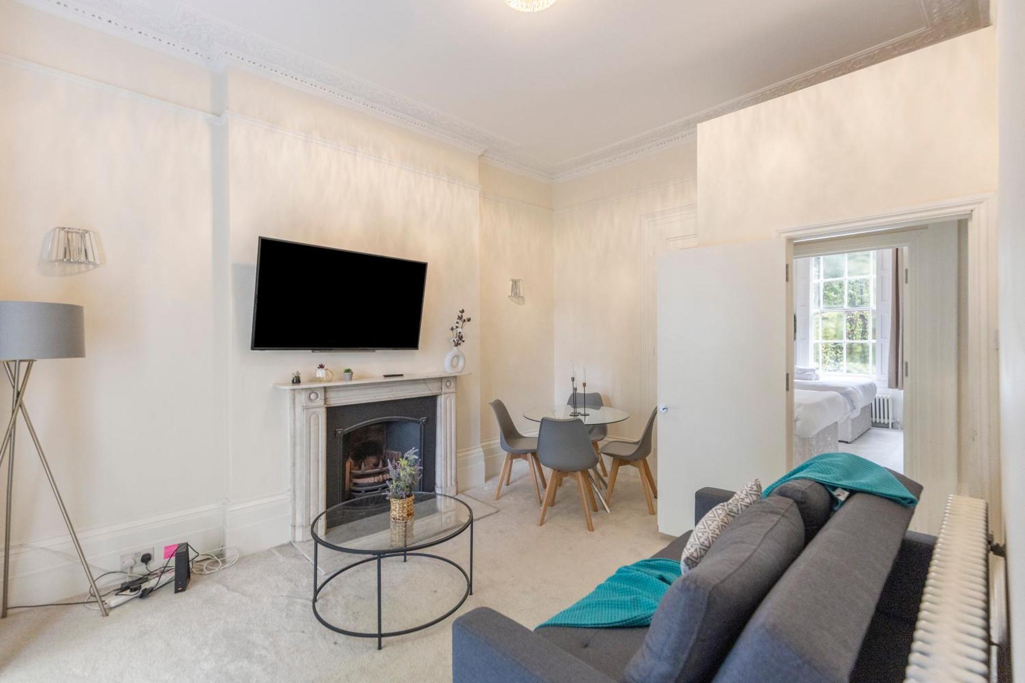 Regent'S Square Charming Flat Apartment Лондон Екстериор снимка